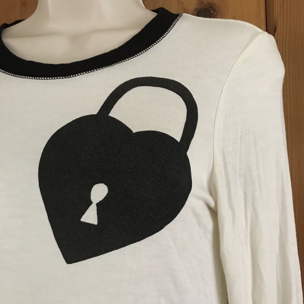 Catherine Malandrino Design Nation Heart Lock Top - Picture 2 of 6